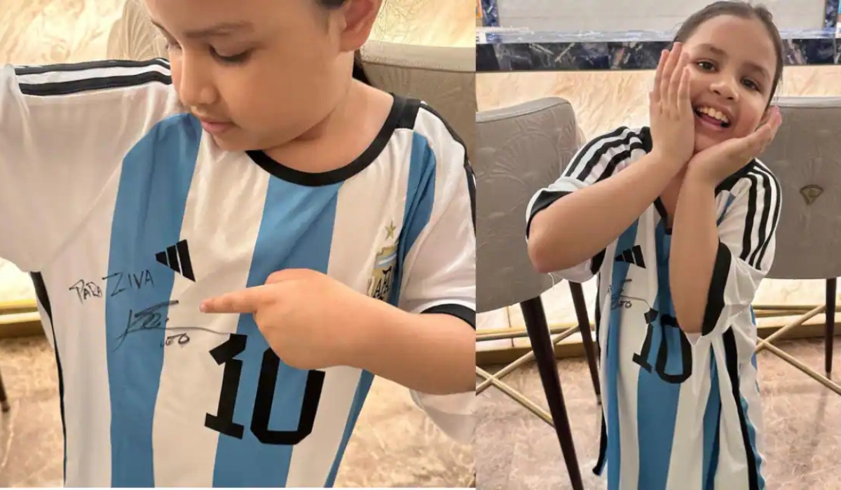   Lionel Messi Gifts Signed Argentina Jersey to MS Dhoni's Daughter